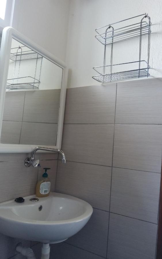 סארטי Rooms & Studios Christina מראה חיצוני תמונה